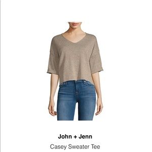 NWOT John and Jenn Cropped heathered tan sweater